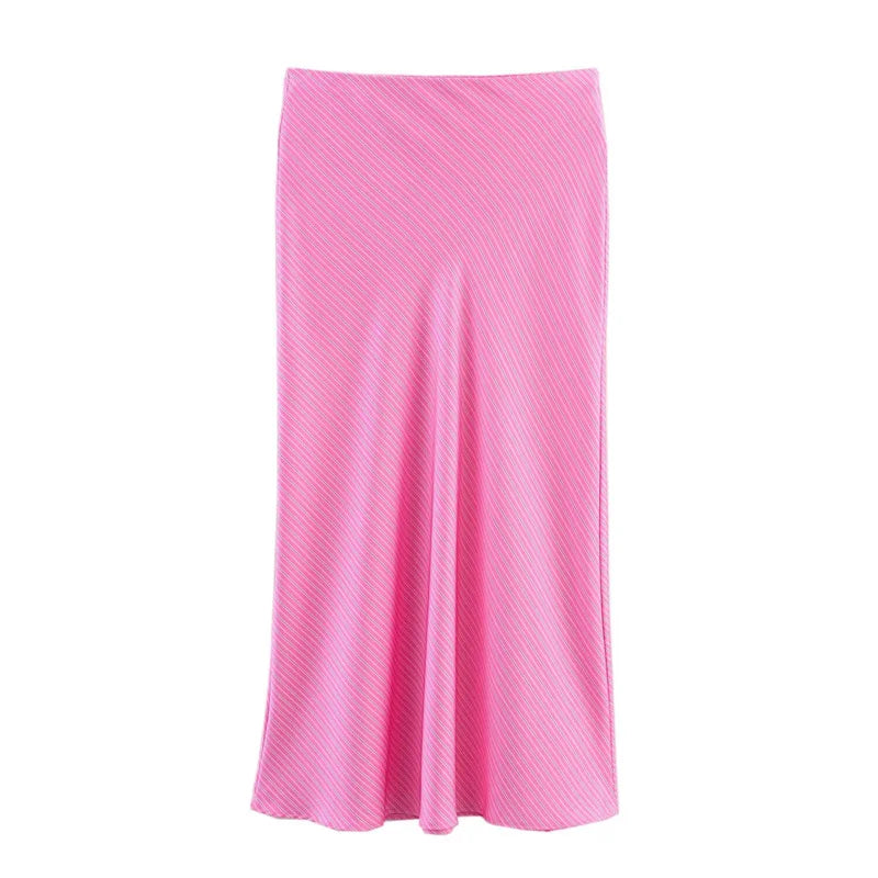 Fashionable and versatile Elegant personality