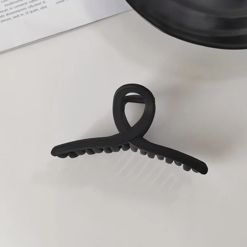 Elegant Black Hair Claw Clip
