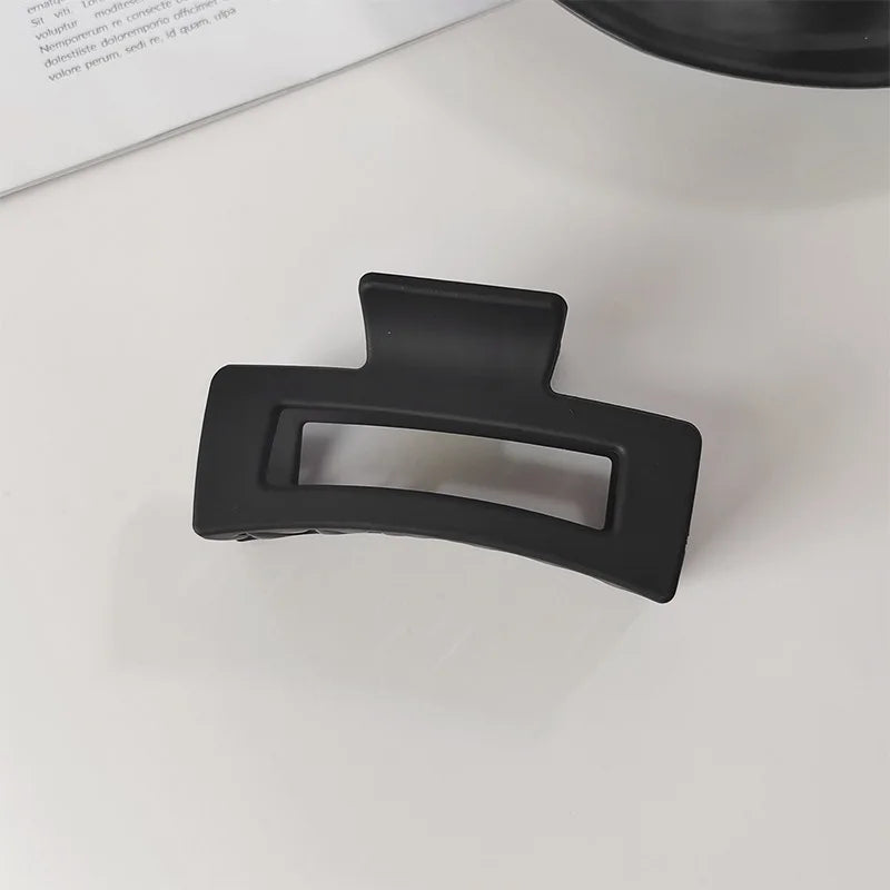 Elegant Black Hair Claw Clip