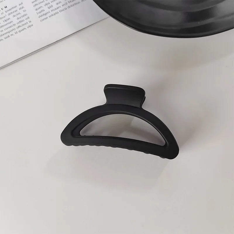Elegant Black Hair Claw Clip