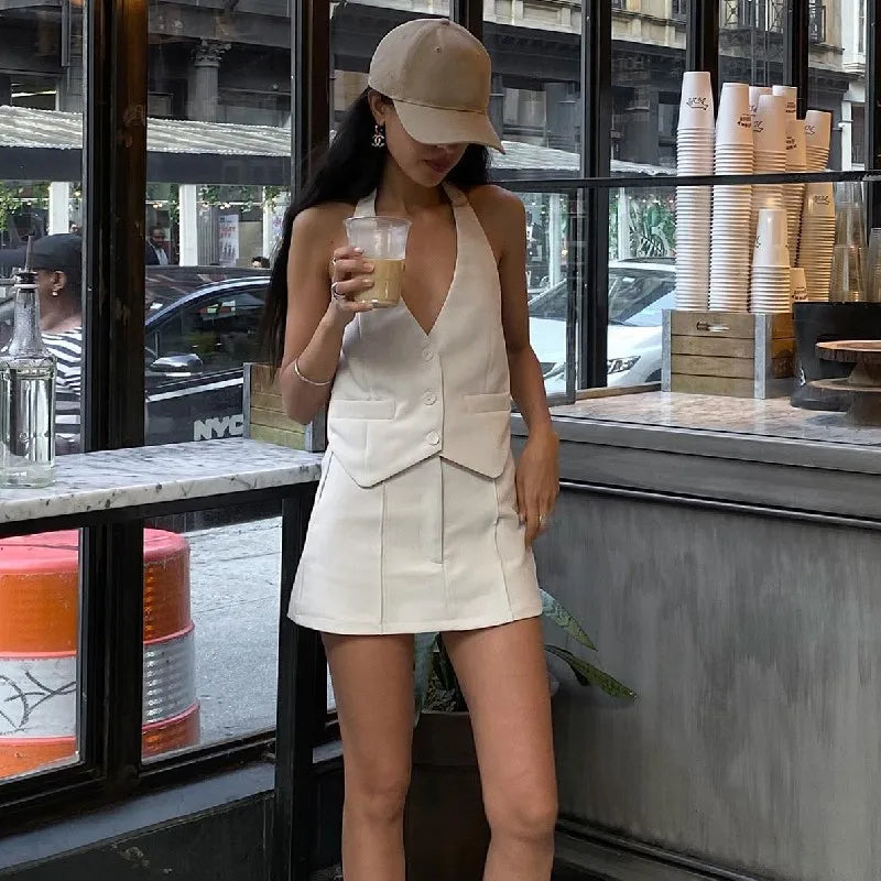 Candyhot V-neck Sleeveless Tank Top and High-waist Bodycon Hip Skirt 2-Piece Set