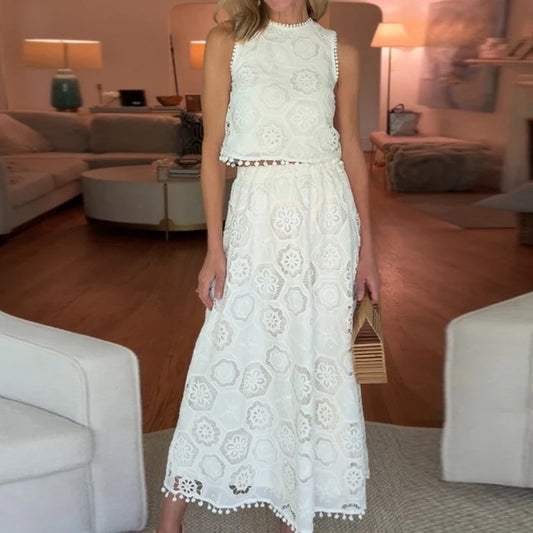High Waisted Long Skirt Outfit